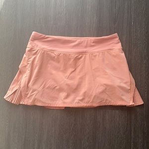 Lululemon Play Off the Pleats Mid-Rise Skirt, Sz 8